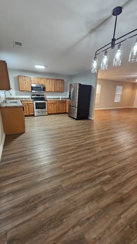 Building Photo - 200 Grantham Cir