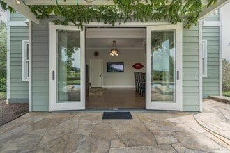 Building Photo - 4020 Big Ranch Rd