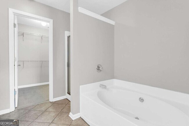 Building Photo - 1955 Durwood Ln