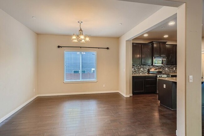 Foto del edificio - 8201 184Th Avenue E, Bonney Lake, WA, 98391