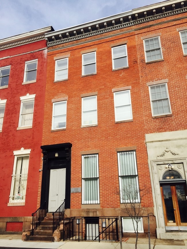 Building Photo - 222 W Monument St