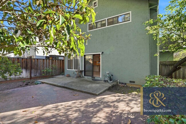 Foto del edificio - 247 O' Connor St