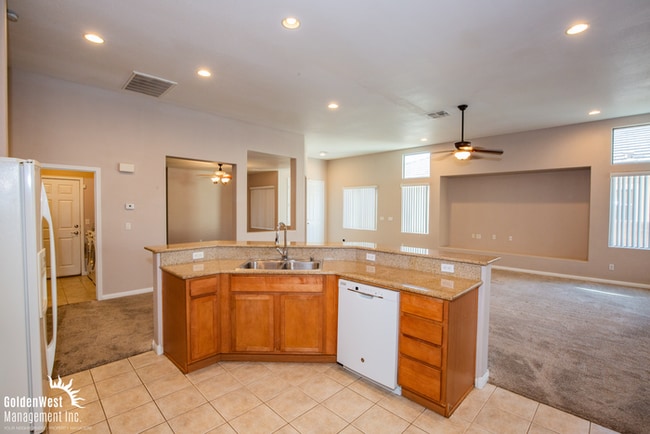 Foto del edificio - Gorgeous 3Bdm + Den 3Ba Home near Aliante ...