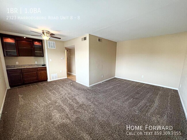 Foto del edificio - 2323 Harrodsburg Rd