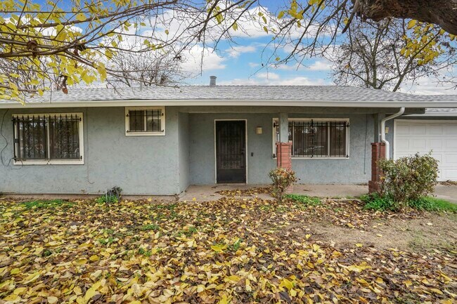 Building Photo - 428 South Gertrude Avenue
