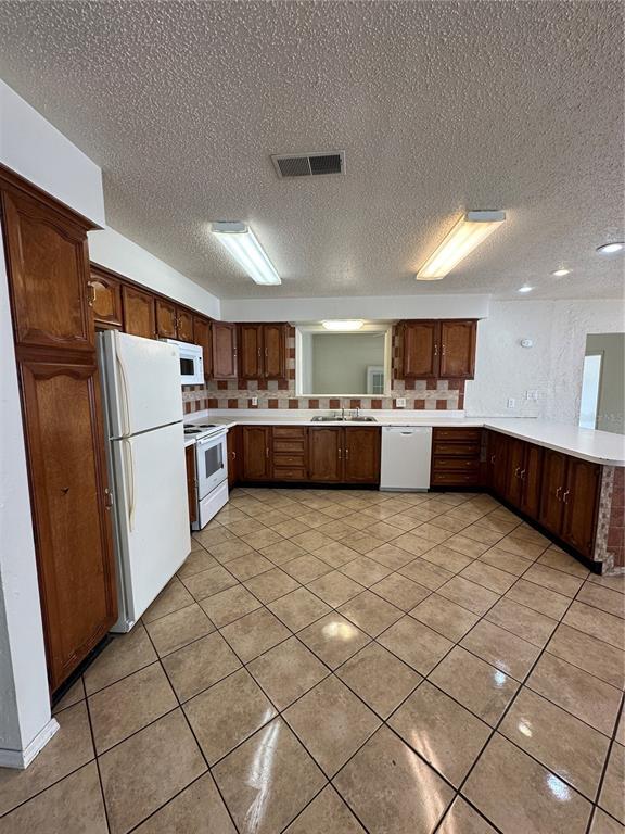 Foto del edificio - 5907 NW 65th Pl