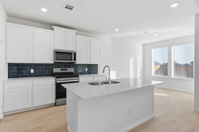 Foto del edificio - 115 Sophie Dr