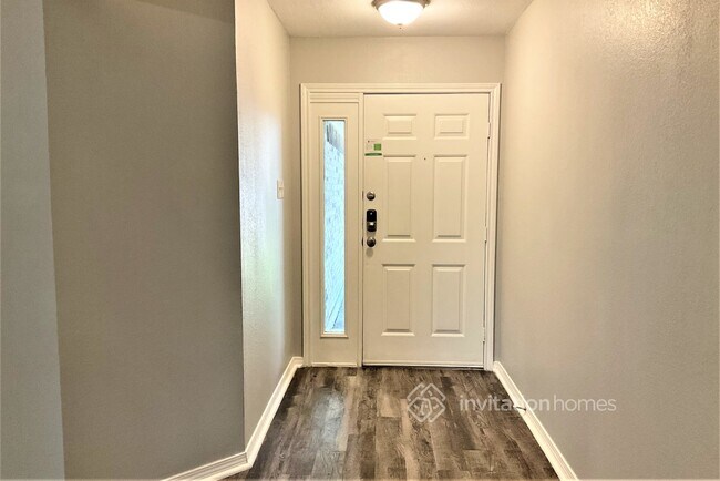 Building Photo - 159 Summerhill Dr