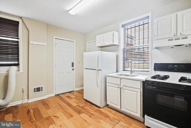 Foto del edificio - 2222 Gough St