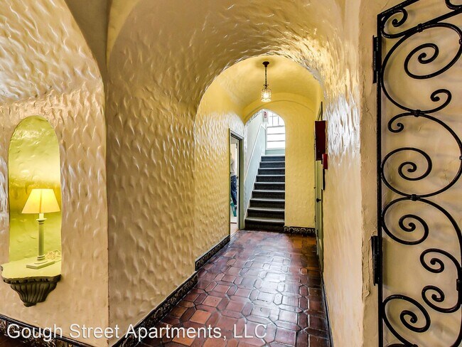 Foto del edificio - 1530 Gough St