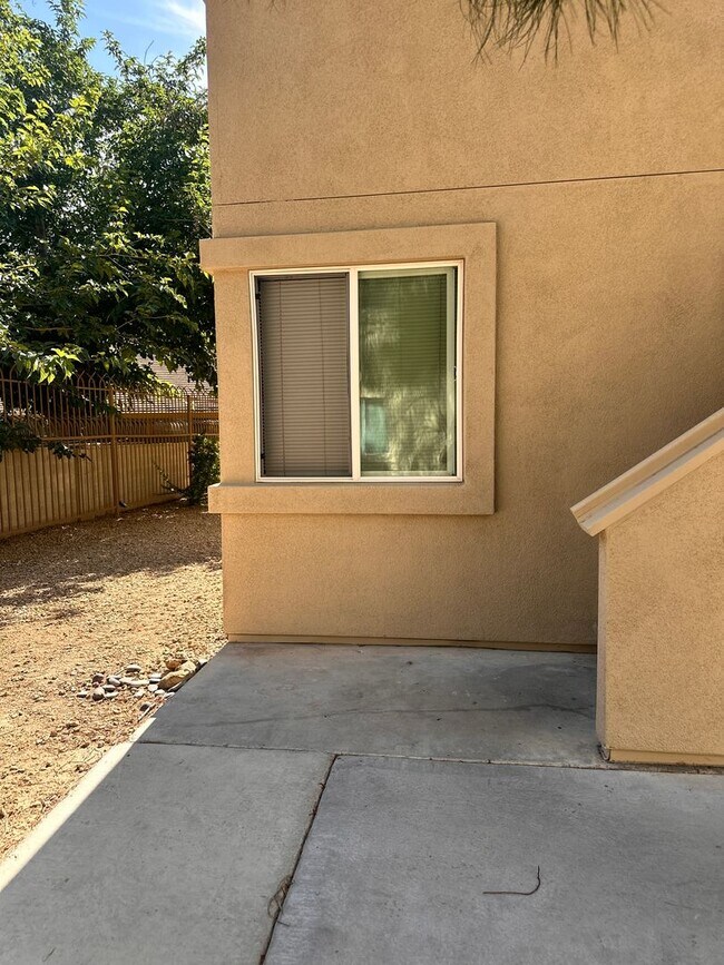 Building Photo - WE PAY REFERRAL