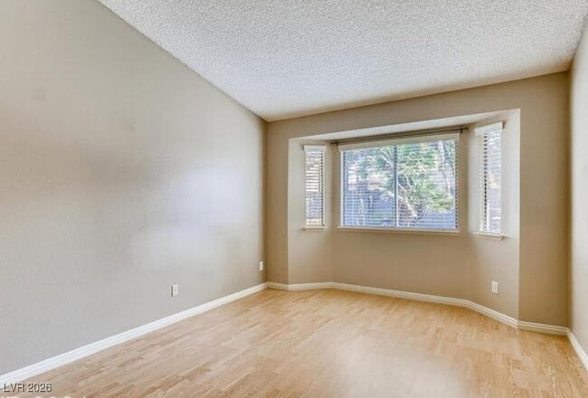 Foto del edificio - 5204 Shady Grove Ln