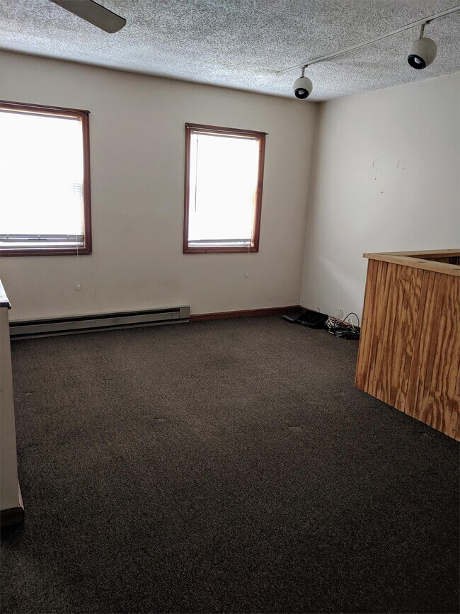 Building Photo - 309 Mohawk Ave