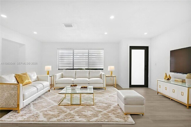 Foto del edificio - 7501 Raleigh St