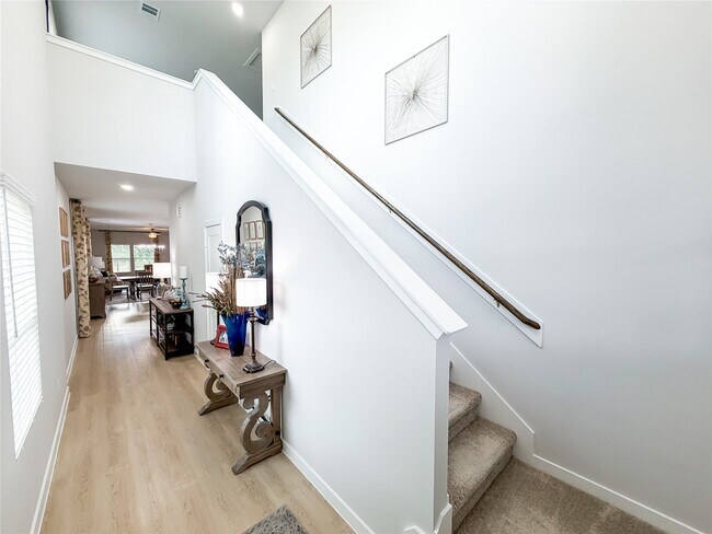 Foto del edificio - 130 Alset Dr