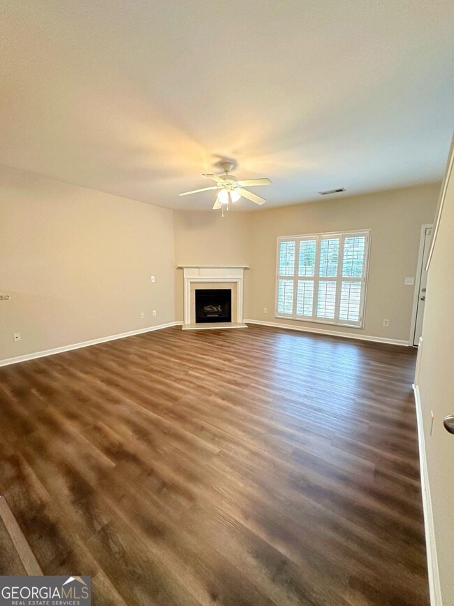 Building Photo - 2089 Kennesaw Dr NW