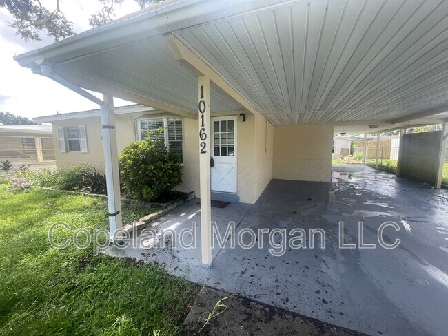 Foto del edificio - 10162 115th Ave N