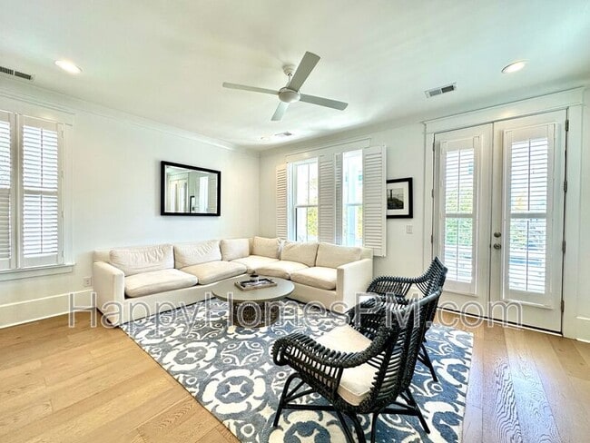 Photo - 962 Key Colony Ct House