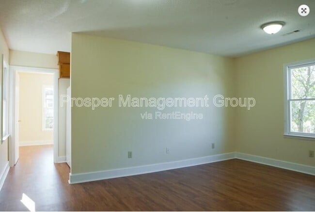 Building Photo - 64.5 Columbus St