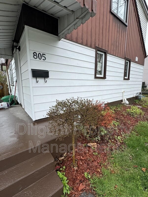Photo principale - 805 Morphet Ave