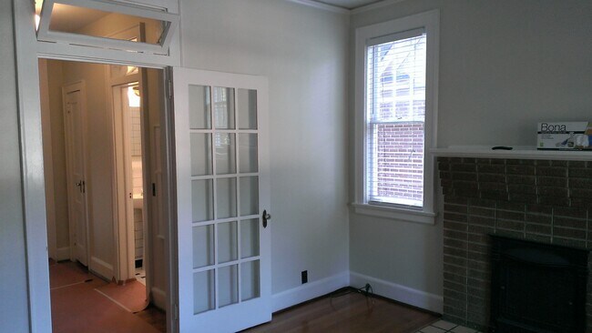 Foto del edificio - 2310 Sumter St