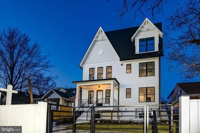 Charming 2BR House in Washington, DC - Charming 2BR House in Washington, DC