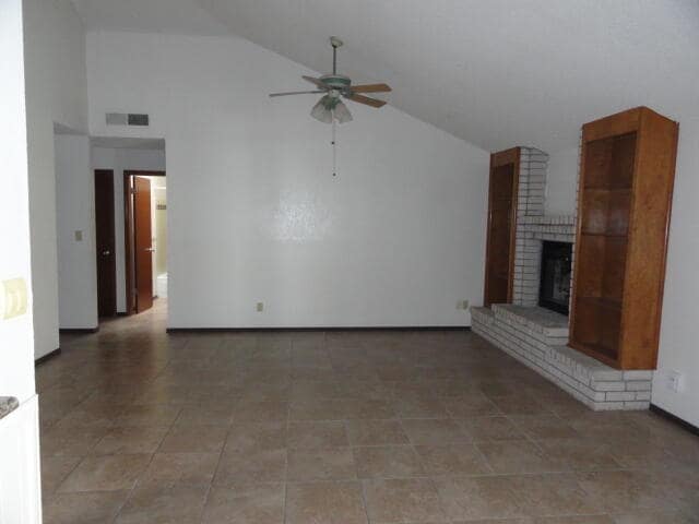 Building Photo - 6725 Villa Hermosa Dr