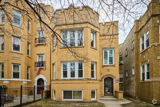Building Photo - 6237 N Fairfield Ave
