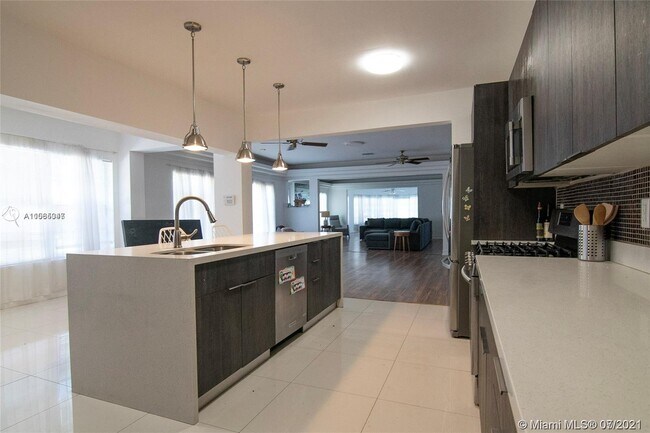 Foto del edificio - 2502 Prairie Ave