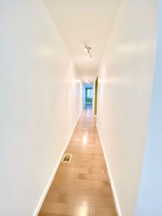 Foto del edificio - 120 S 46th St