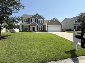 Building Photo - 717 Gazania Ln