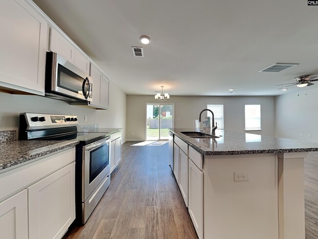 Foto del edificio - 461 Blue Garden Wy