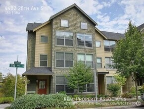 Building Photo - 4402 28th Ave S