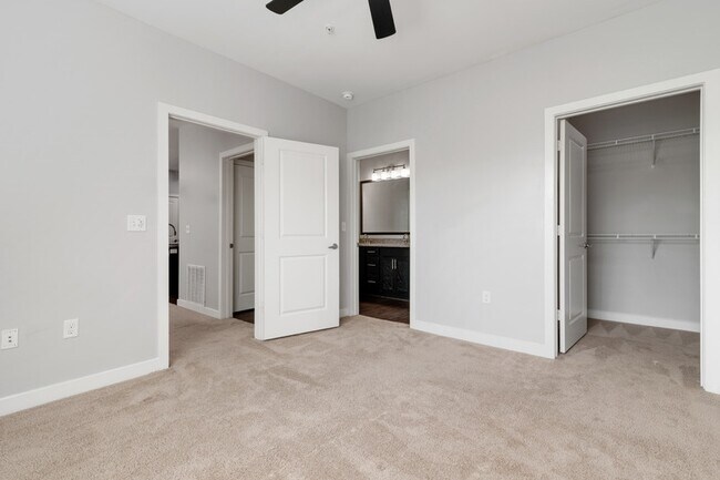 Foto del interior - Realm at Patterson Place