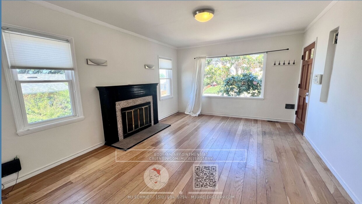 Foto principal - Spacious 2 bedroom Home w/ Backyard, Garag...