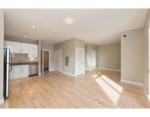 Foto principal - 455 E 1st St