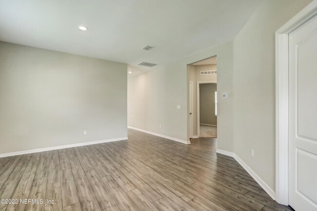 Building Photo - 84 Brybar Dr