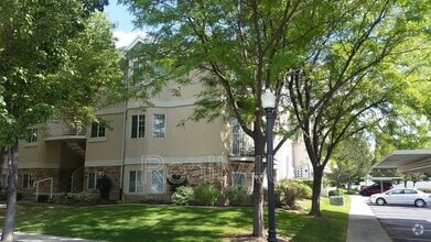 Building Photo - 1305-1200 1200 W
