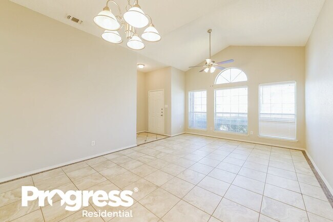 Building Photo - 6204 Tidewater Dr