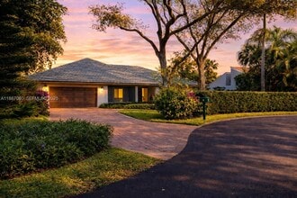 Building Photo - 1 Balfour Rd E