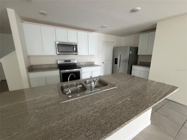 Foto del edificio - 12153 White Cypress Pl