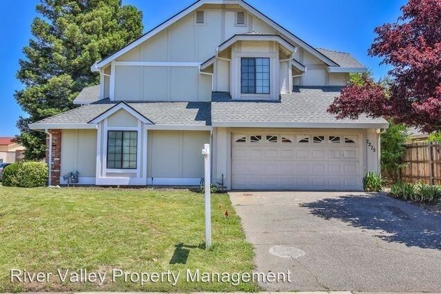 Primary Photo - 3 br, 2.5 bath House - 7275 Rush River Drive