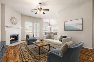 Building Photo - 12714 Lakeshore Dr