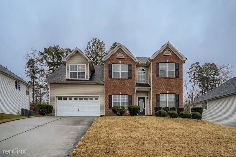 879 Martin Forest Ct SE, Lawrenceville, GA 30045