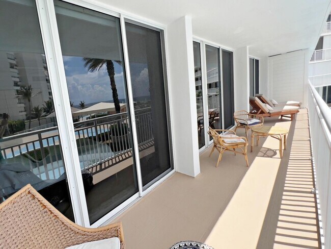 Foto del edificio - 3546 S Ocean Blvd