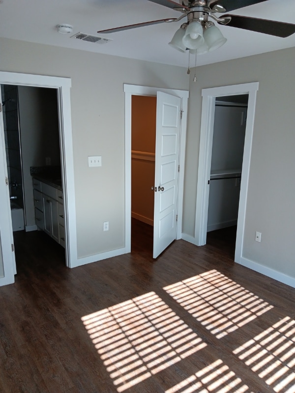 Foto del edificio - 3320 Robin Ln