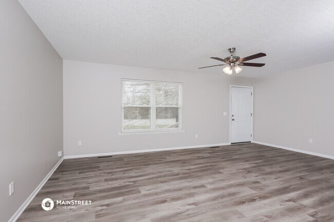 Building Photo - 6152 Moorman Rd