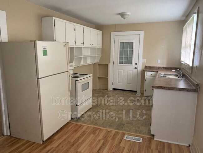 Foto del edificio - 116 Baileyview St