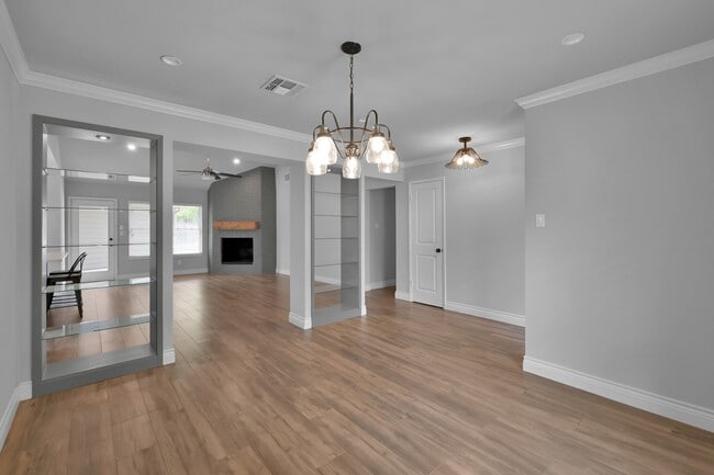 Foto del edificio - 2806 Triway Ln
