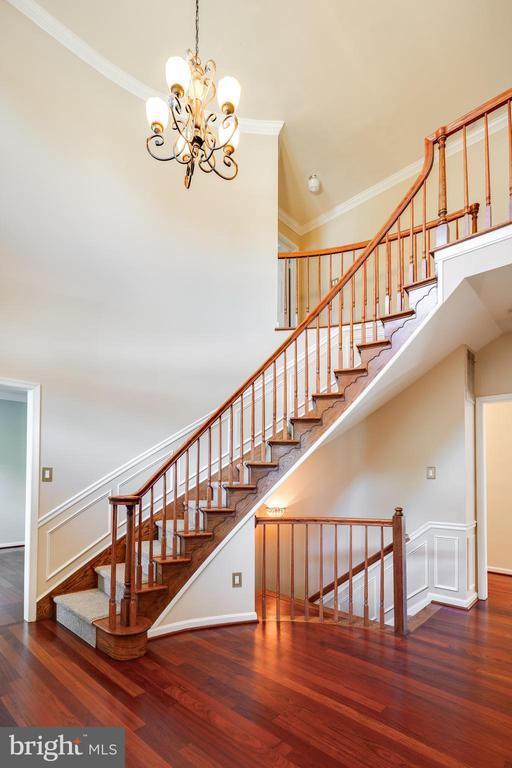 Foto del edificio - 21102 Raintree Ct